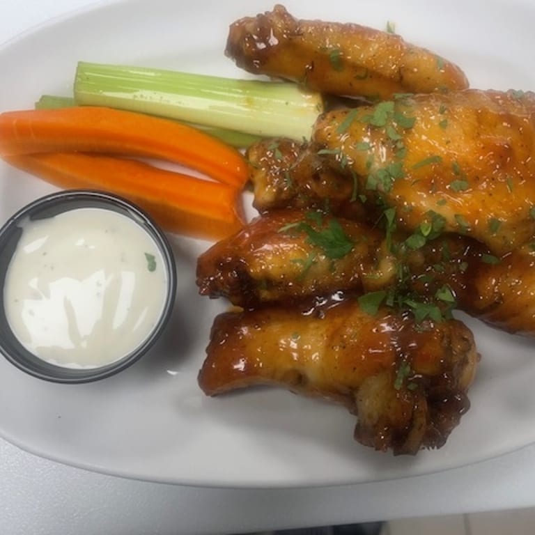 Classic American Eats: Burgers, Wings, and More